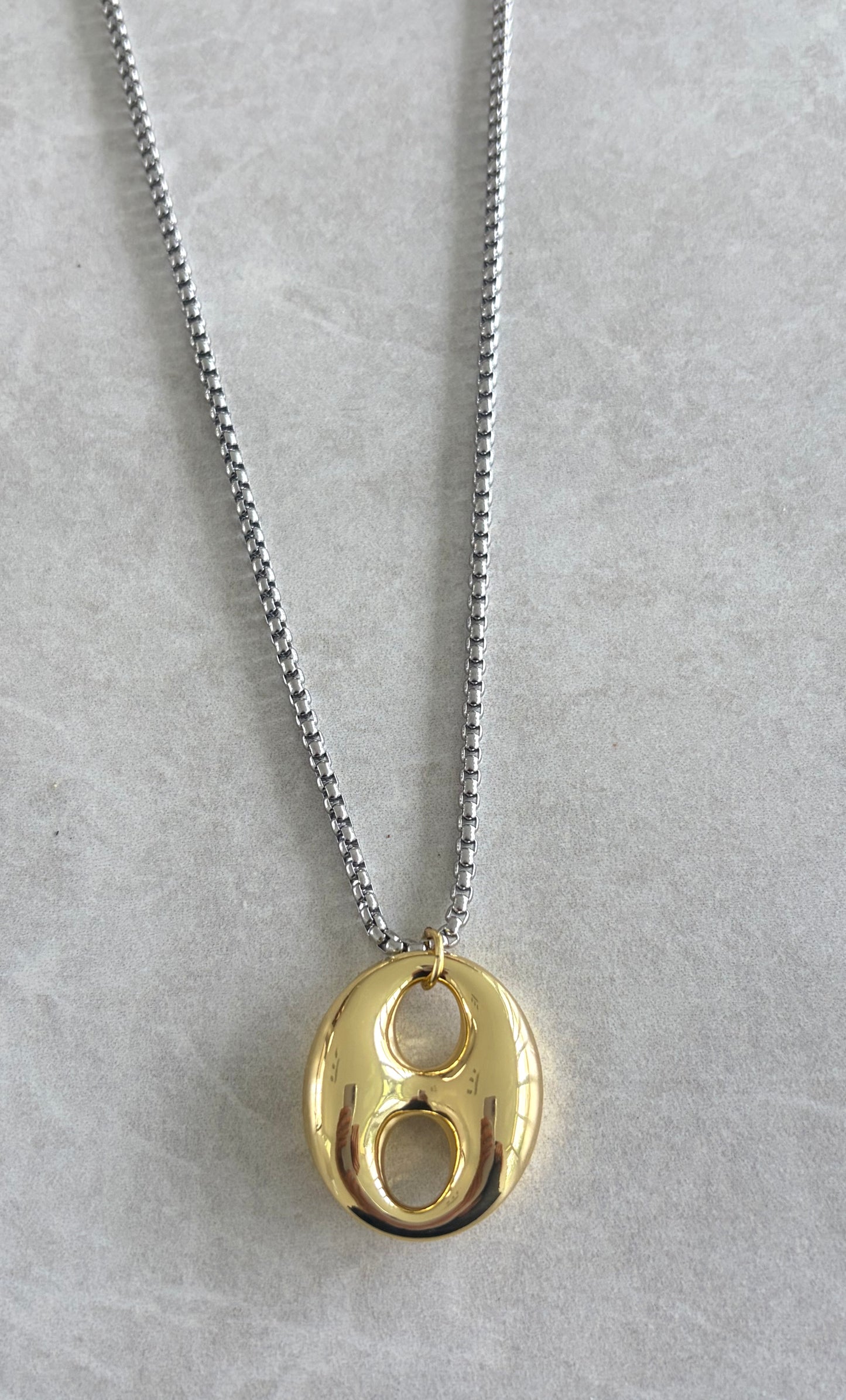 Cadena gran Soda Tap