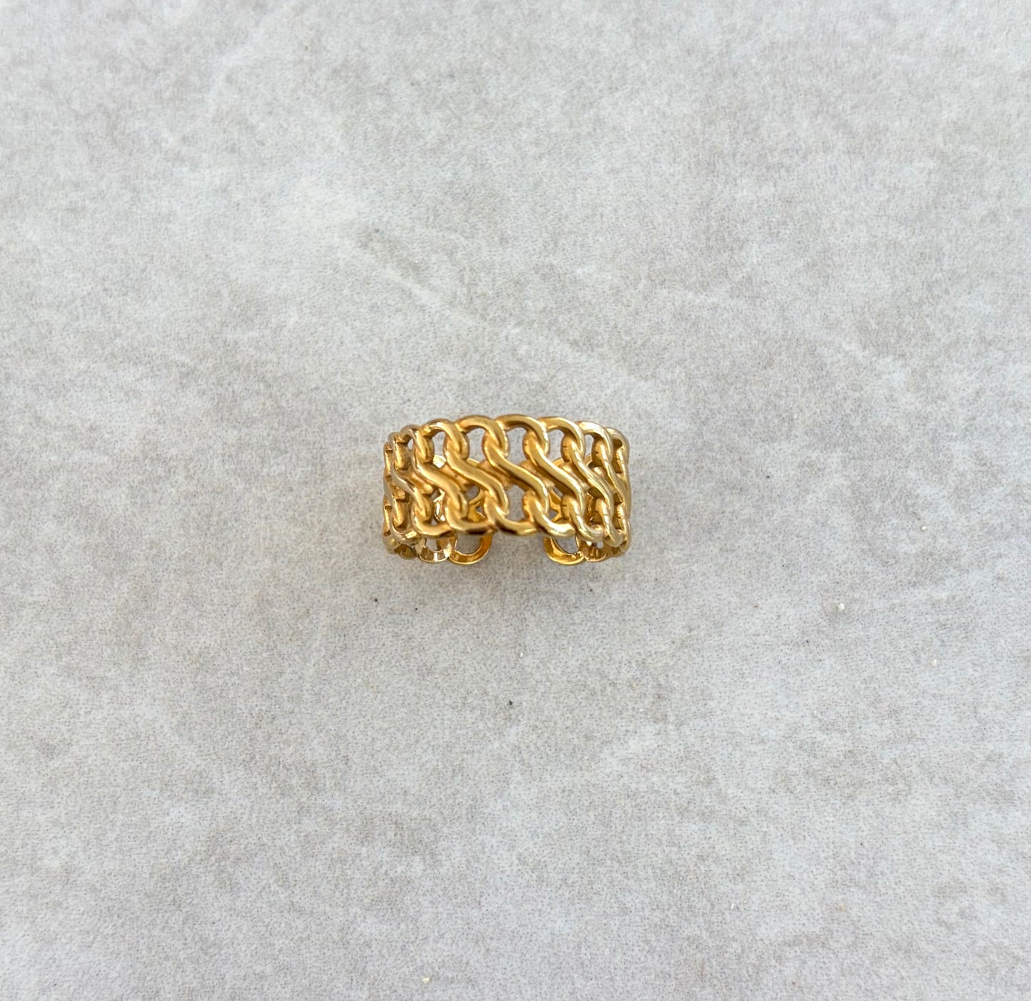 Anillo infinito en espiral