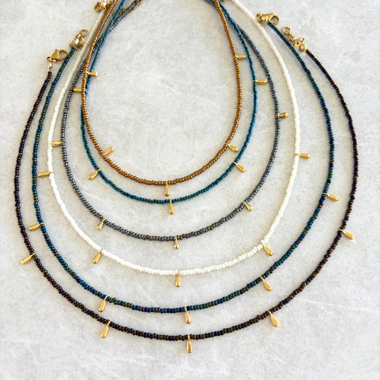 Chokers metálicos con gotas en acero