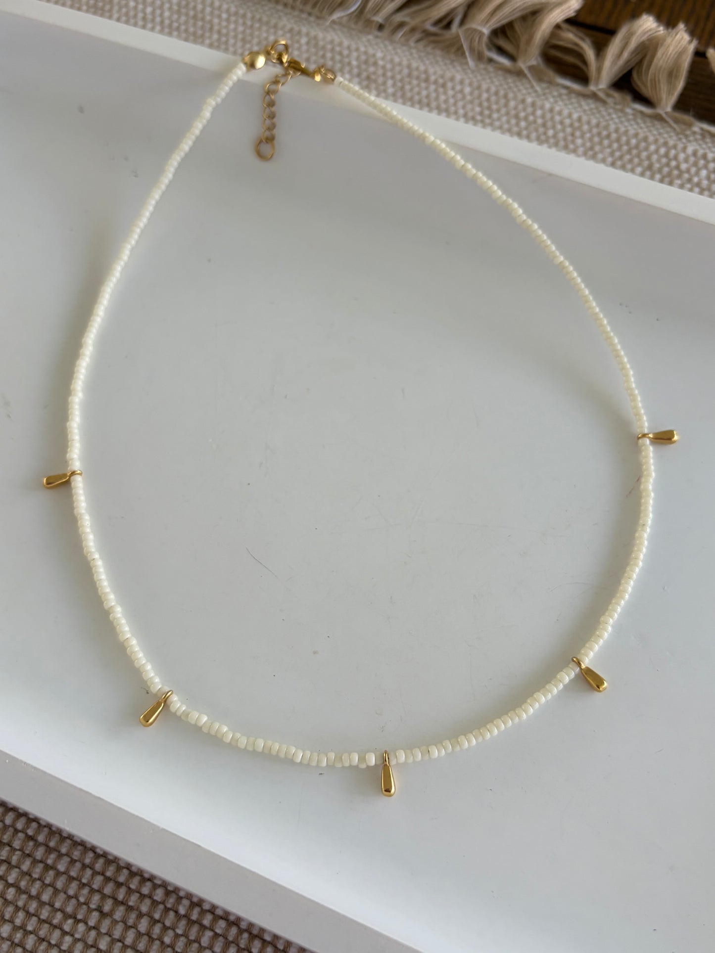 Chokers metálicos con gotas en acero