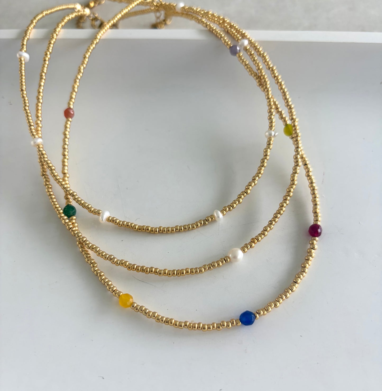 Choker seed bead dorado