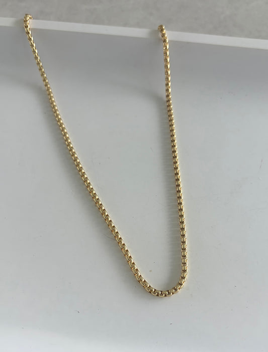 Cadena Figaro dorada