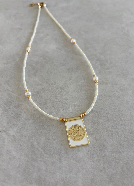 Choker blanco San Benito