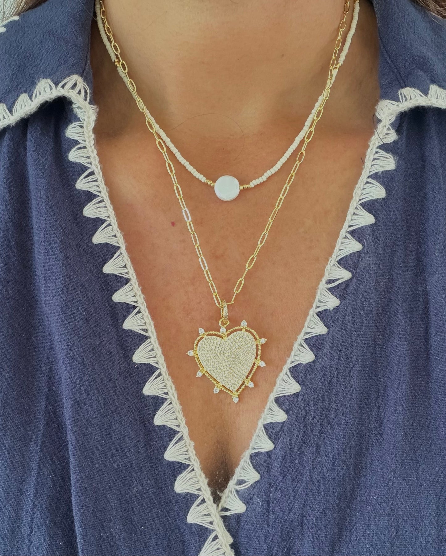 Cadena corazón en punta dorado