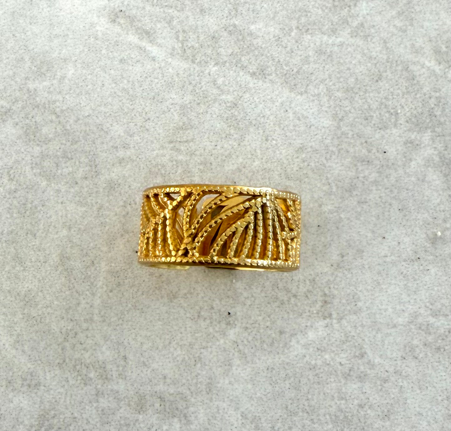 Anillo Leaf