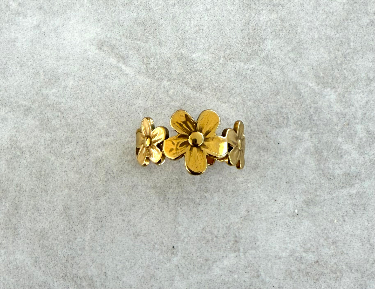 Anillo flores
