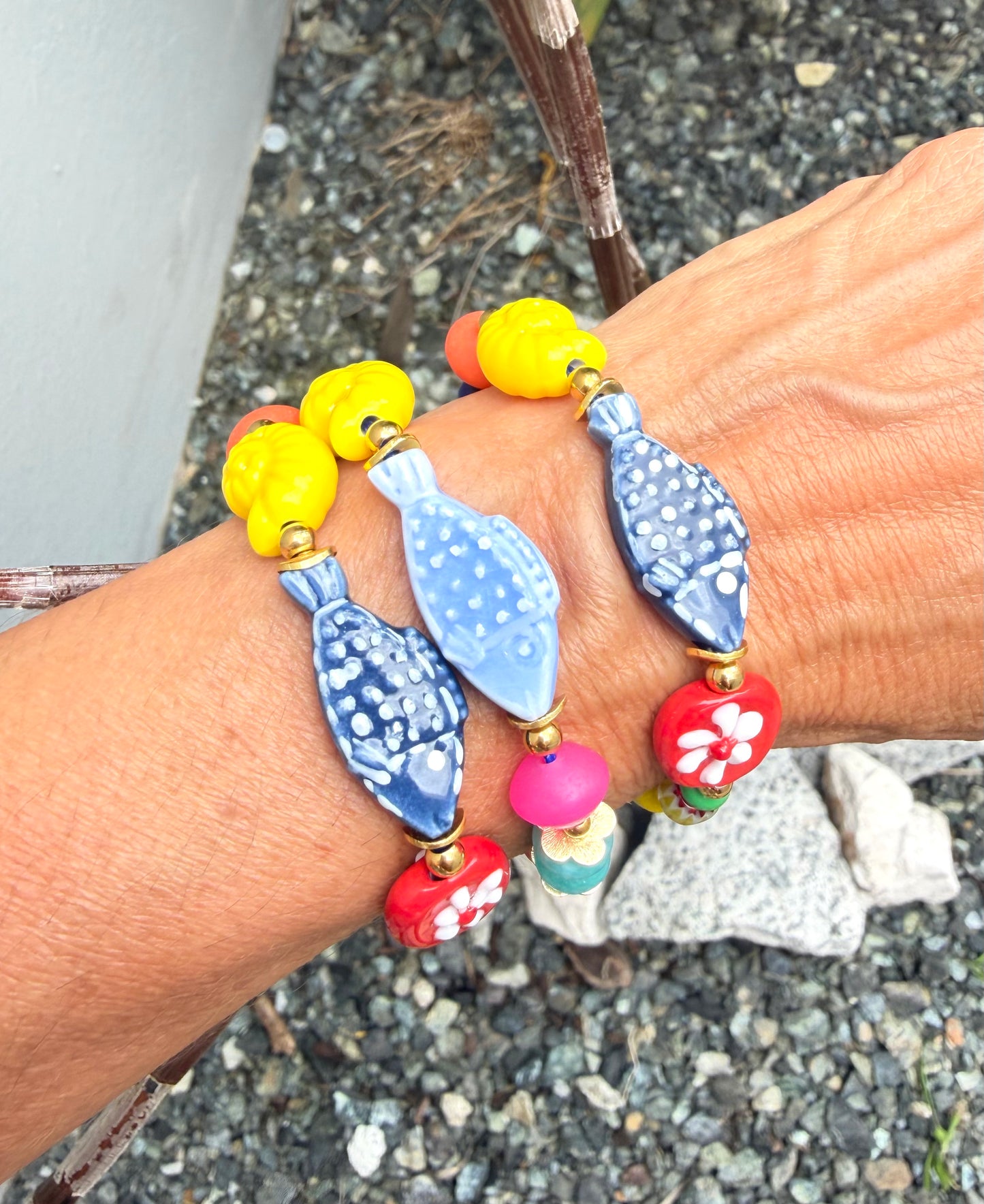 Pulsera pez azul con escamas