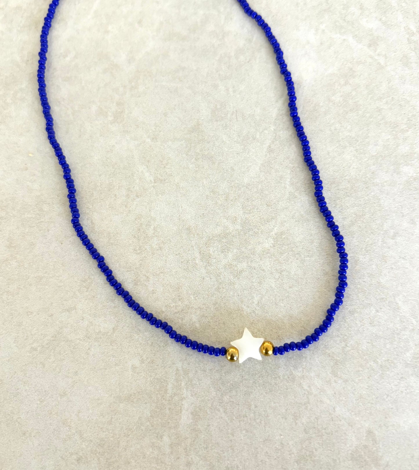 Choker seed bead y estrella en perla