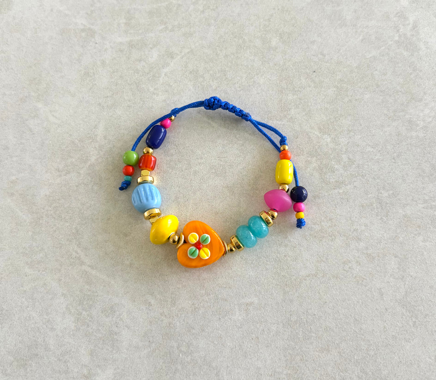 Pulsera corazón amarillo y naranja