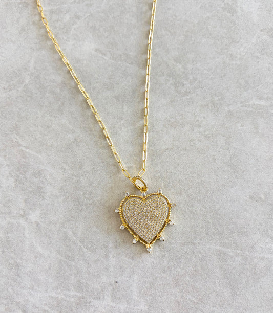 Cadena corazón en punta dorado