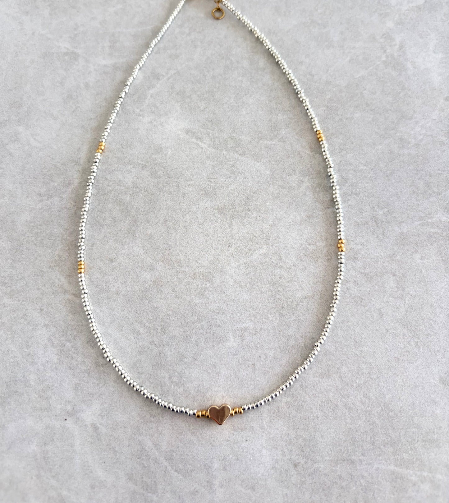 Choker seed bead plateado