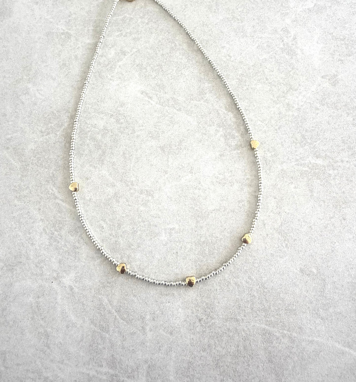 Choker seed bead plateado