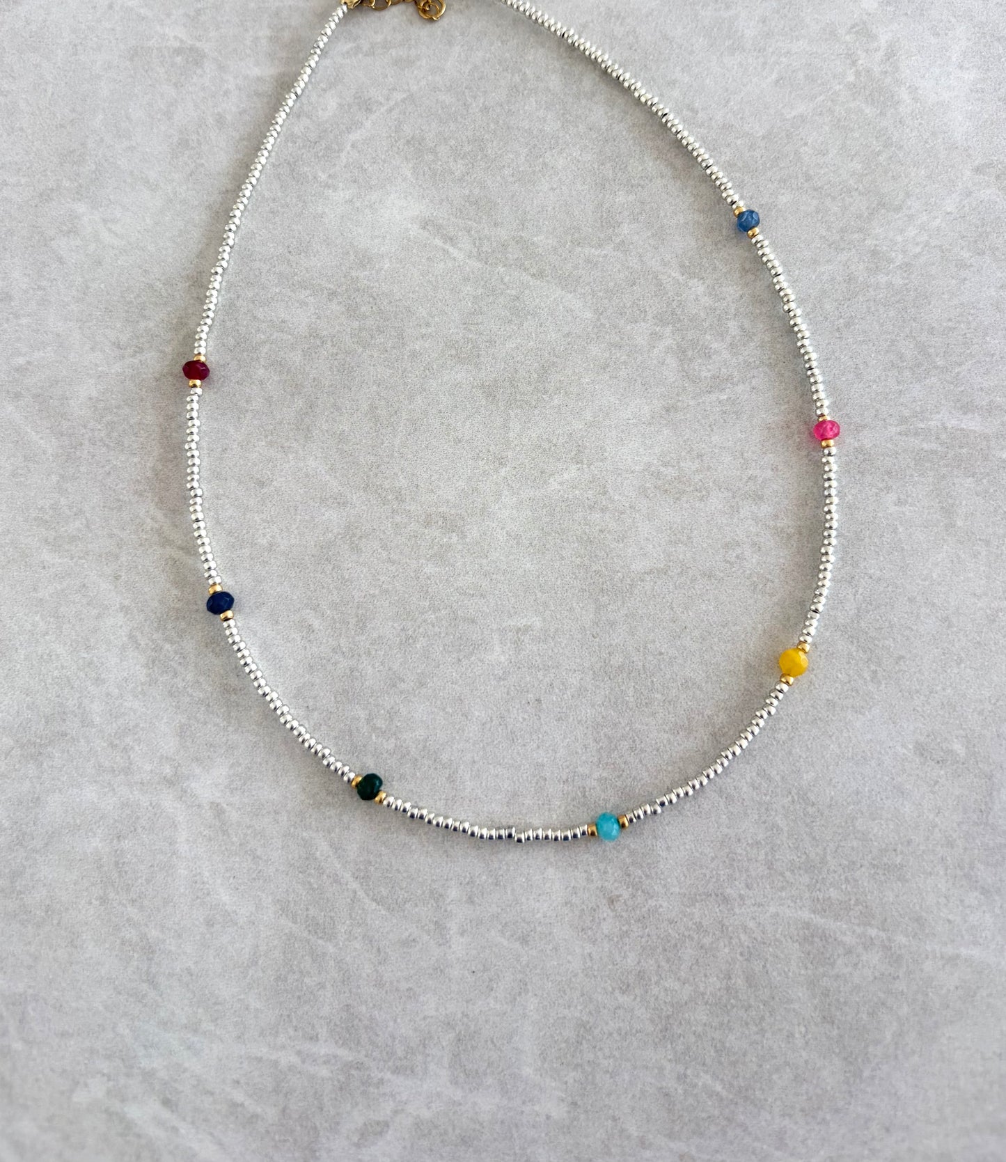Choker seed bead plateado