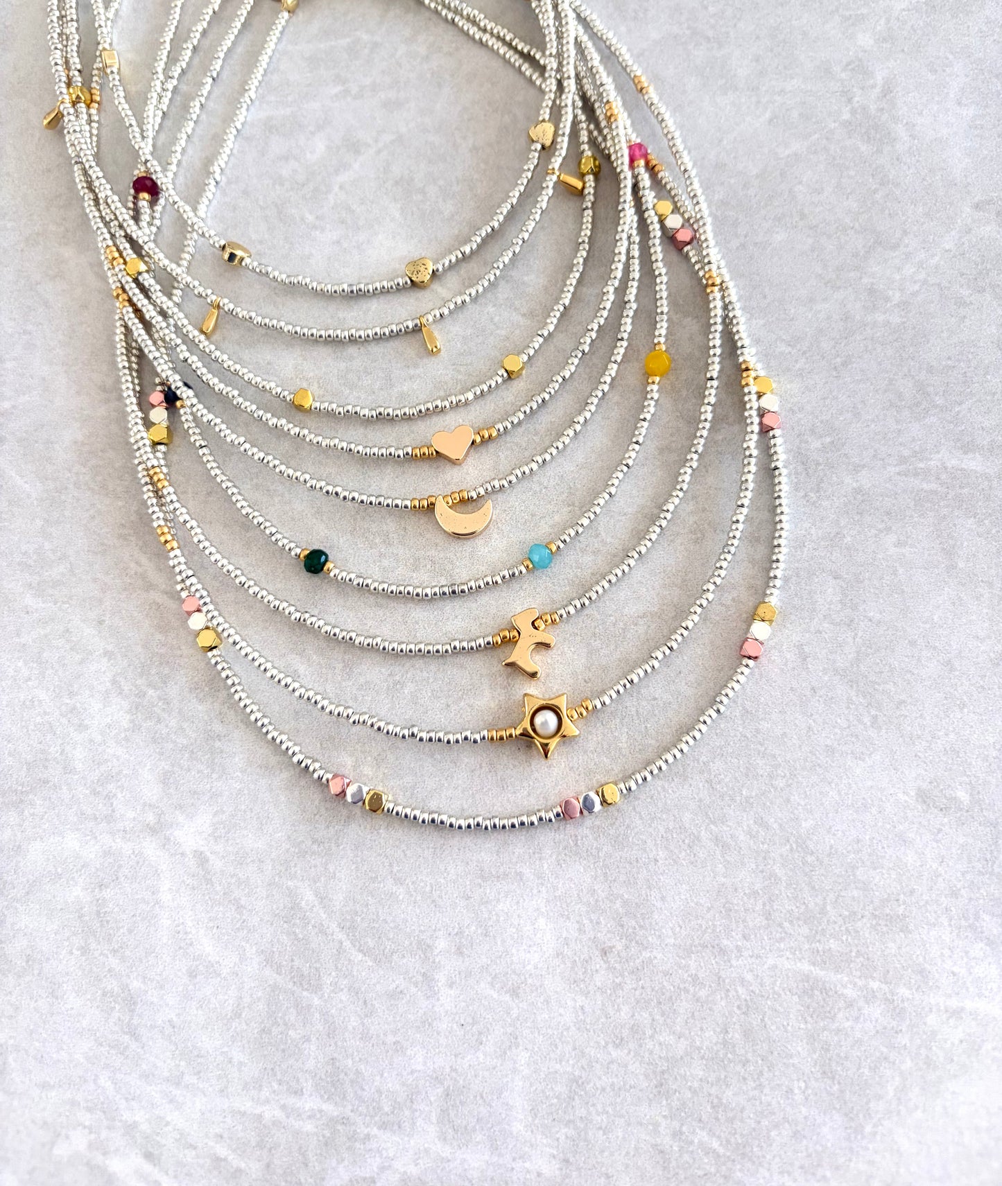 Choker seed bead plateado
