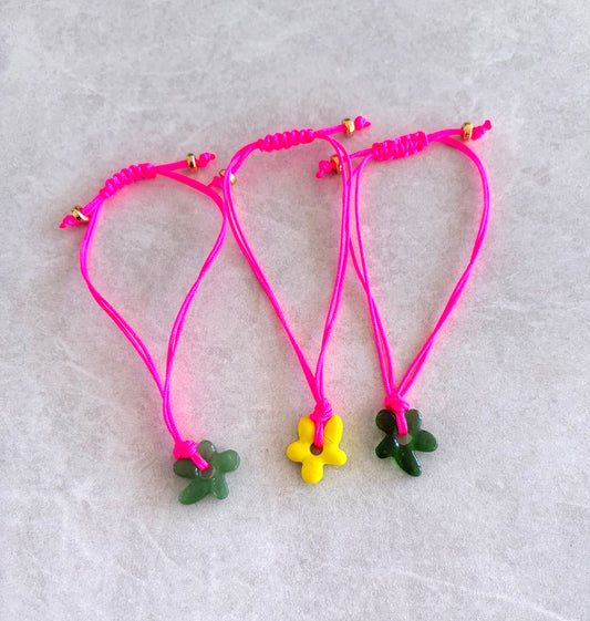 Pulsera semipreciosa color rosa neón