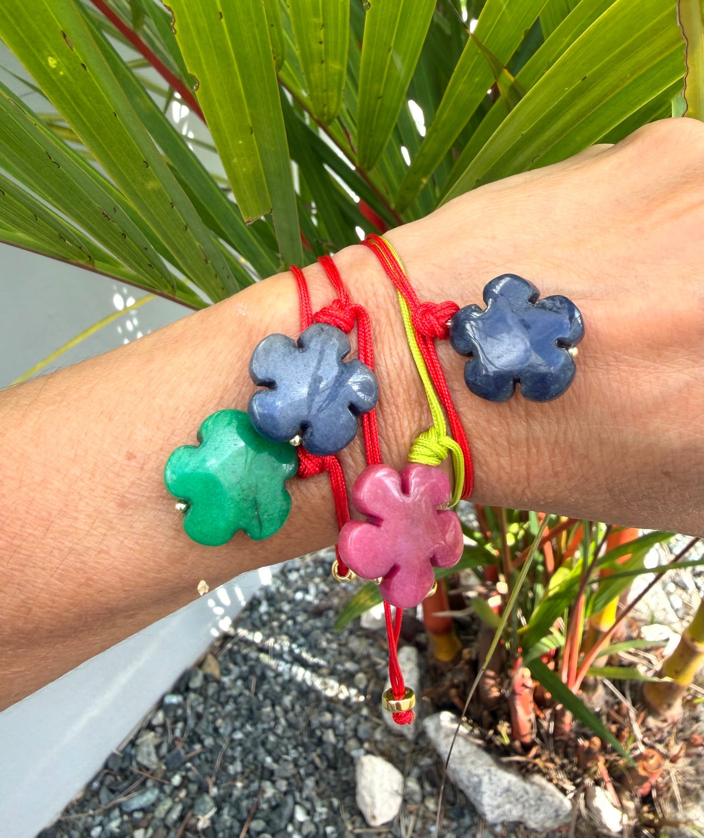 Pulsera semipreciosa de flores