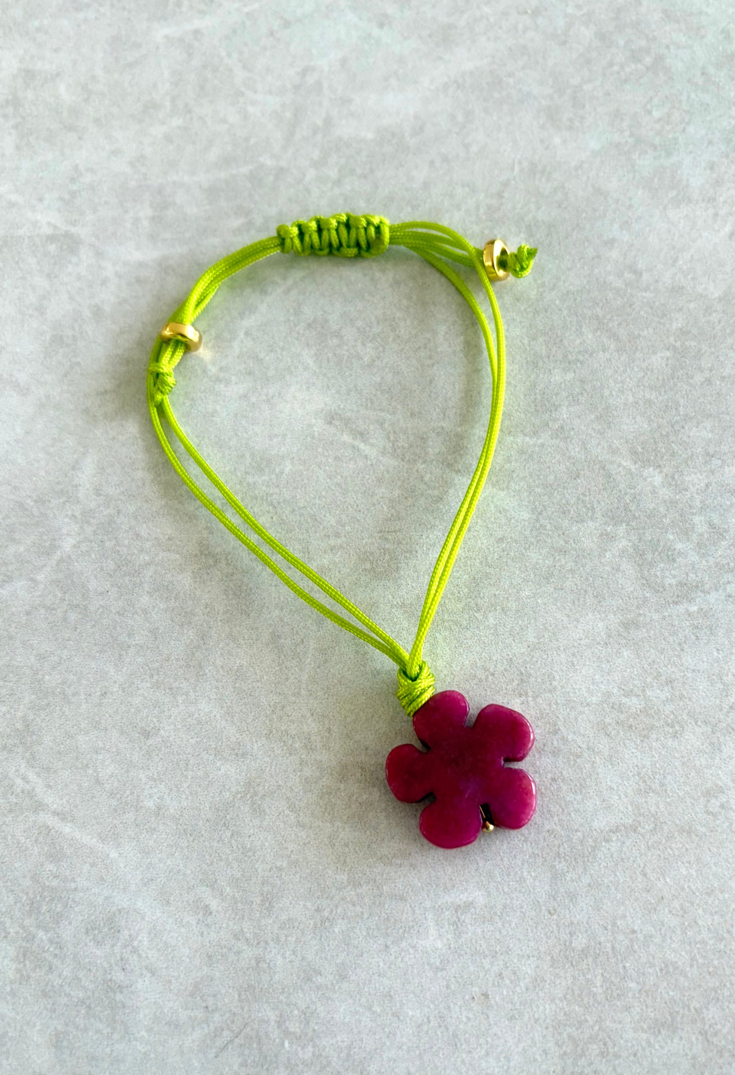 Pulsera semipreciosa de flores