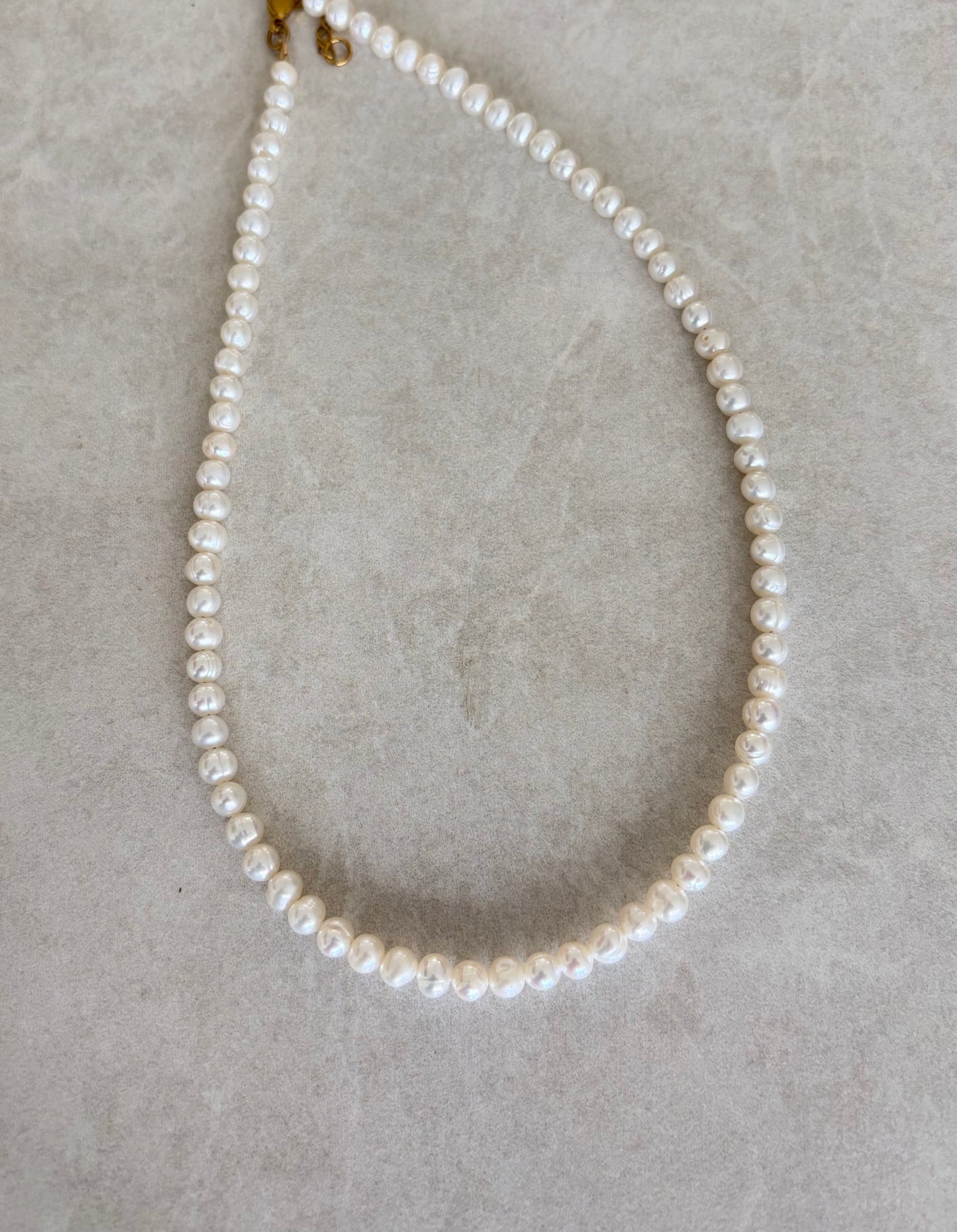 Collar perla 4mm