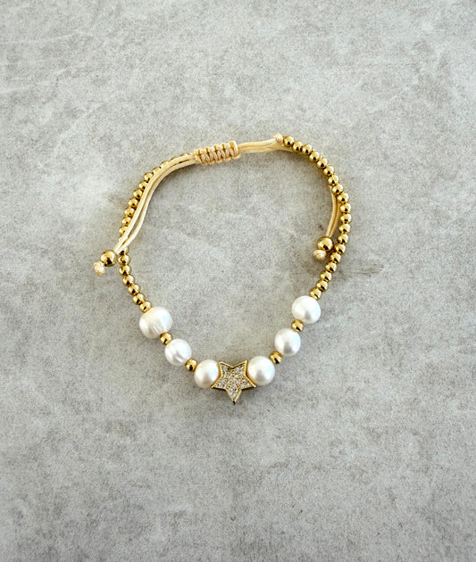 Pulsera ajustable de perlas y estrella