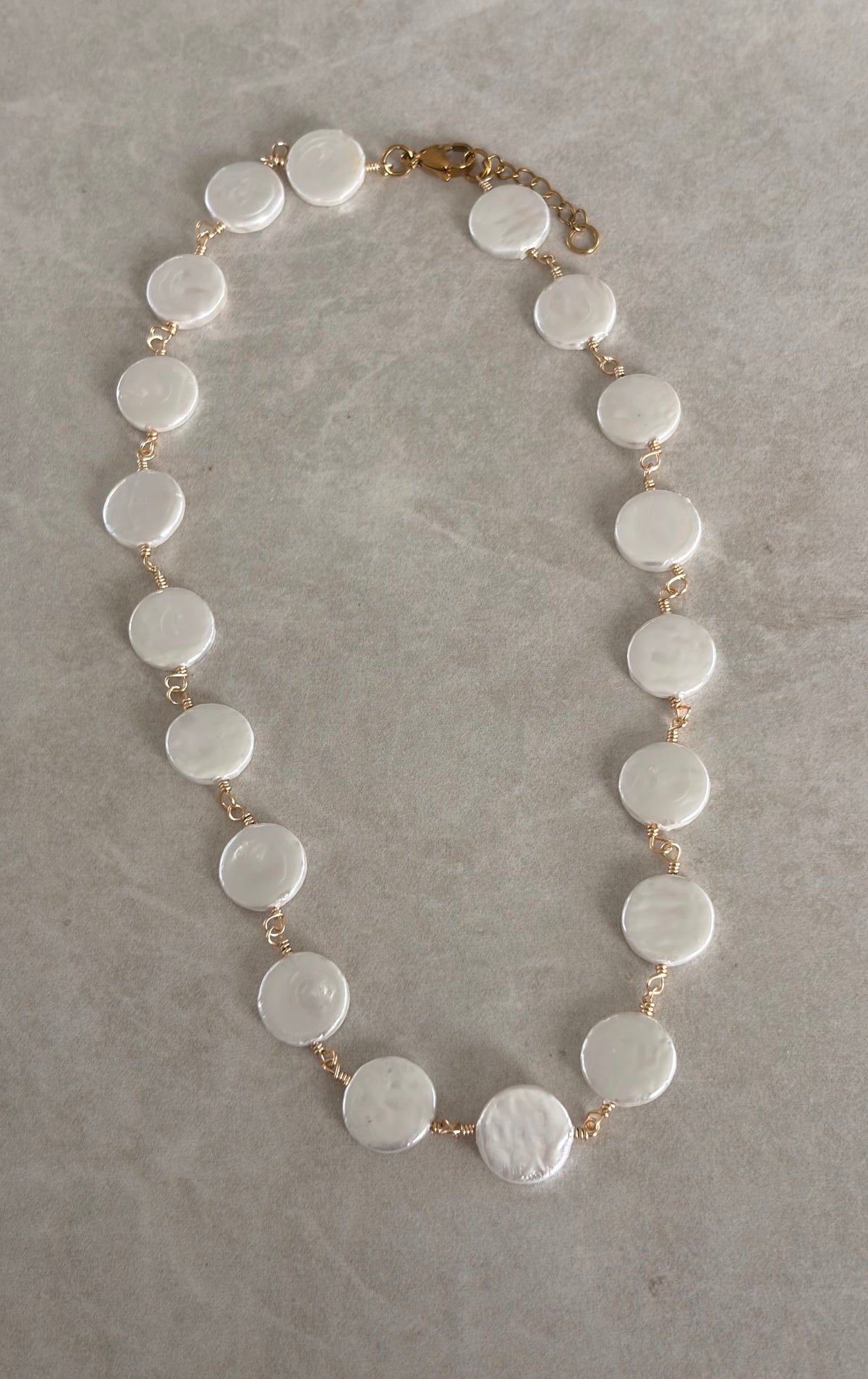 Collar alambrado perla chata