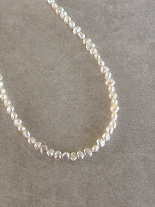 Collar perla chata 6mm