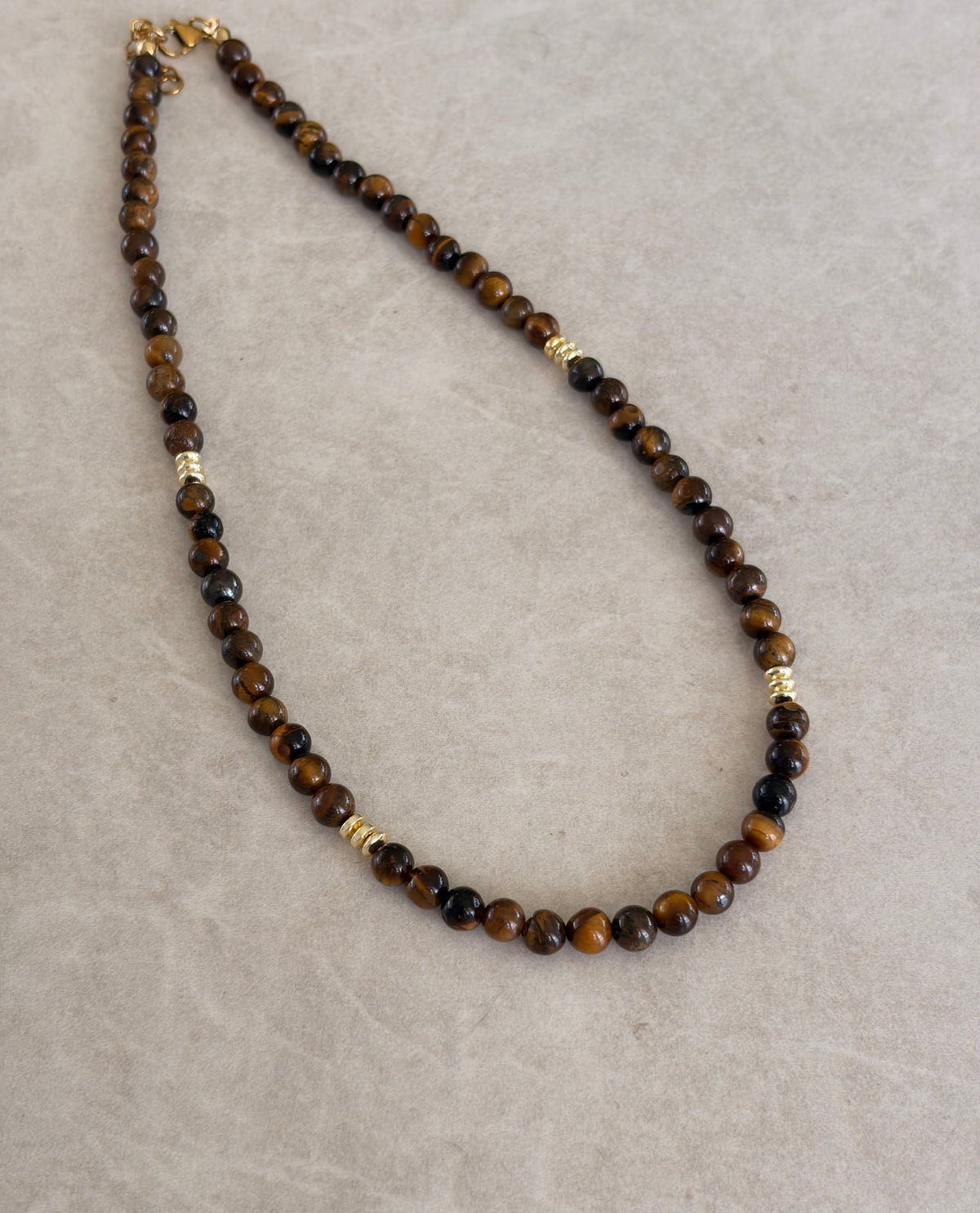 Collar en ojo de tigre de 6mm