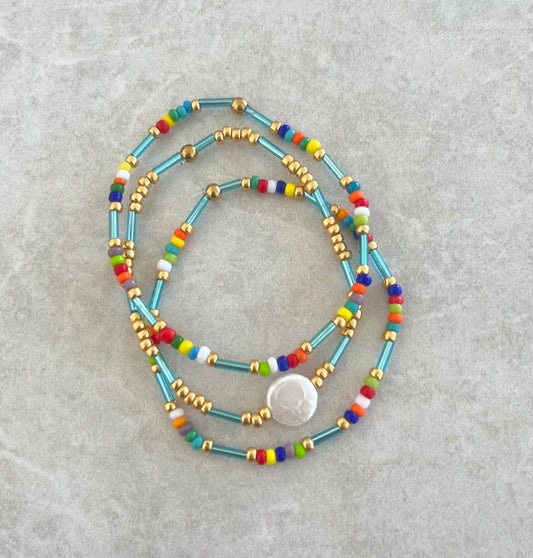 Trio de pulseras color azul cielo