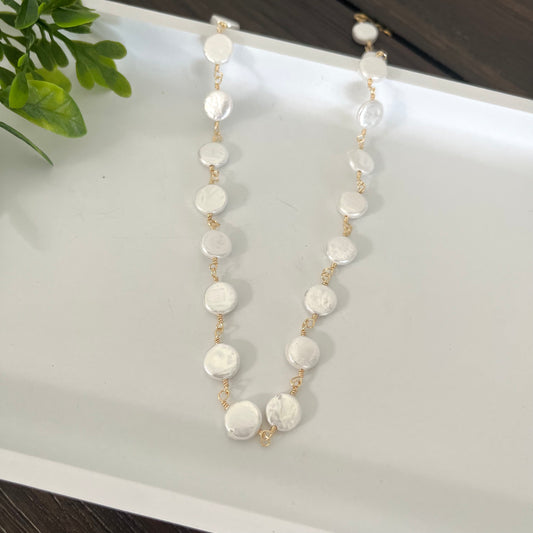 Collar perla chata shell