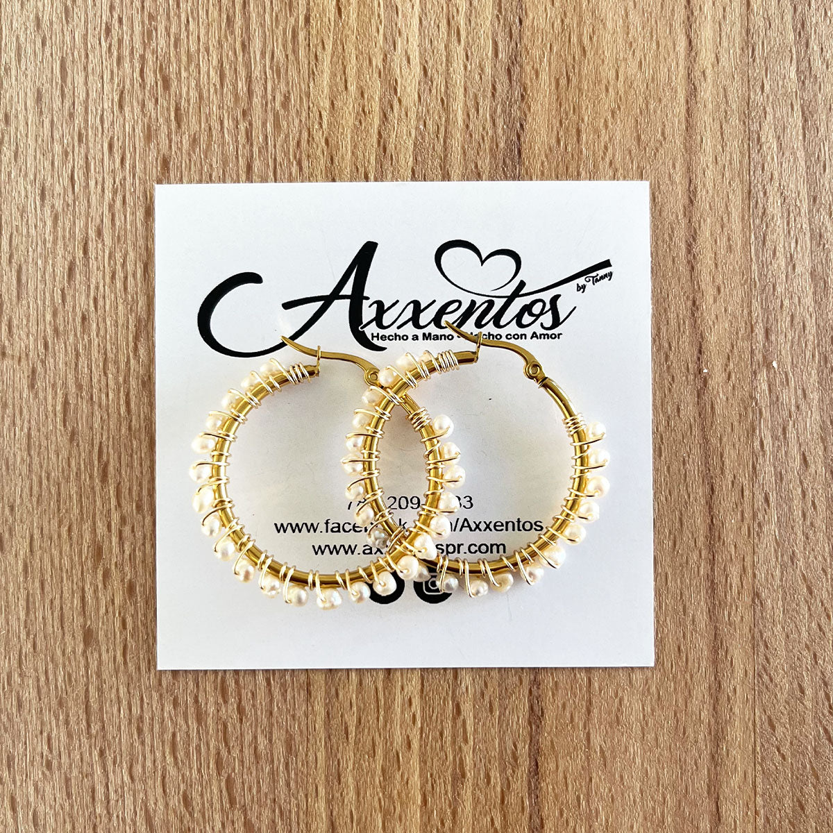 Medium hoops earrings