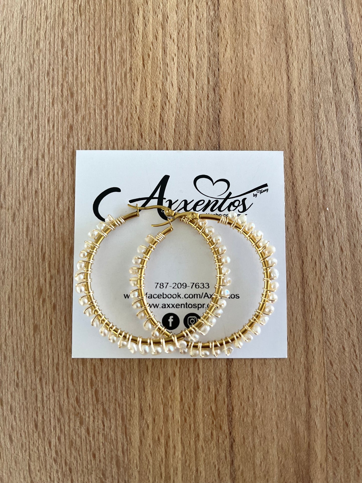 Big hoops earrings