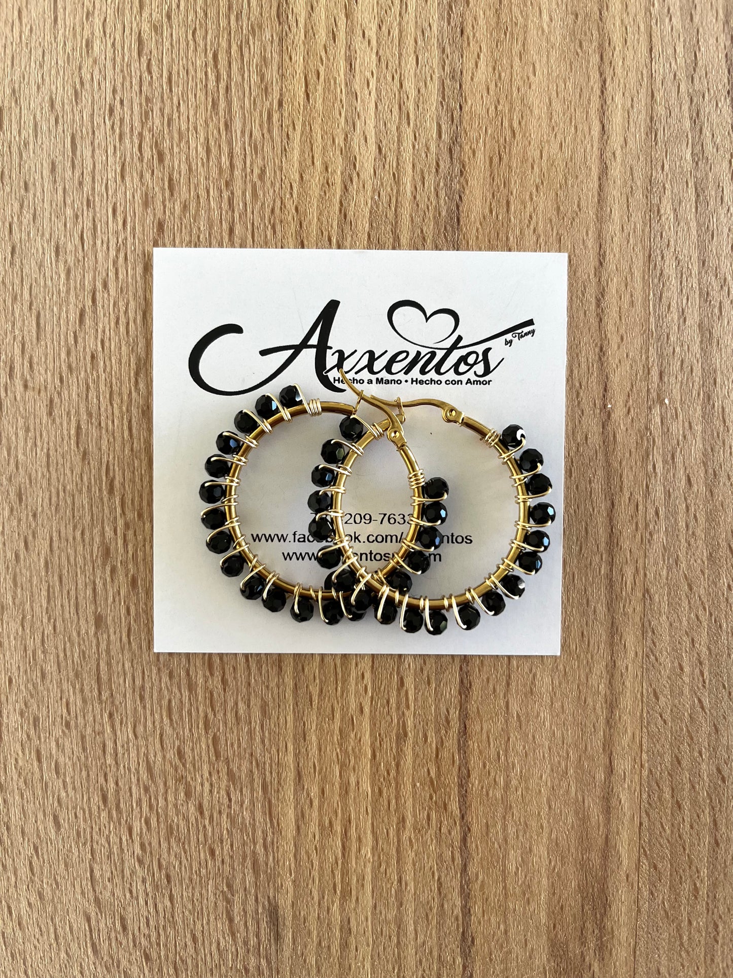 Medium hoops earrings