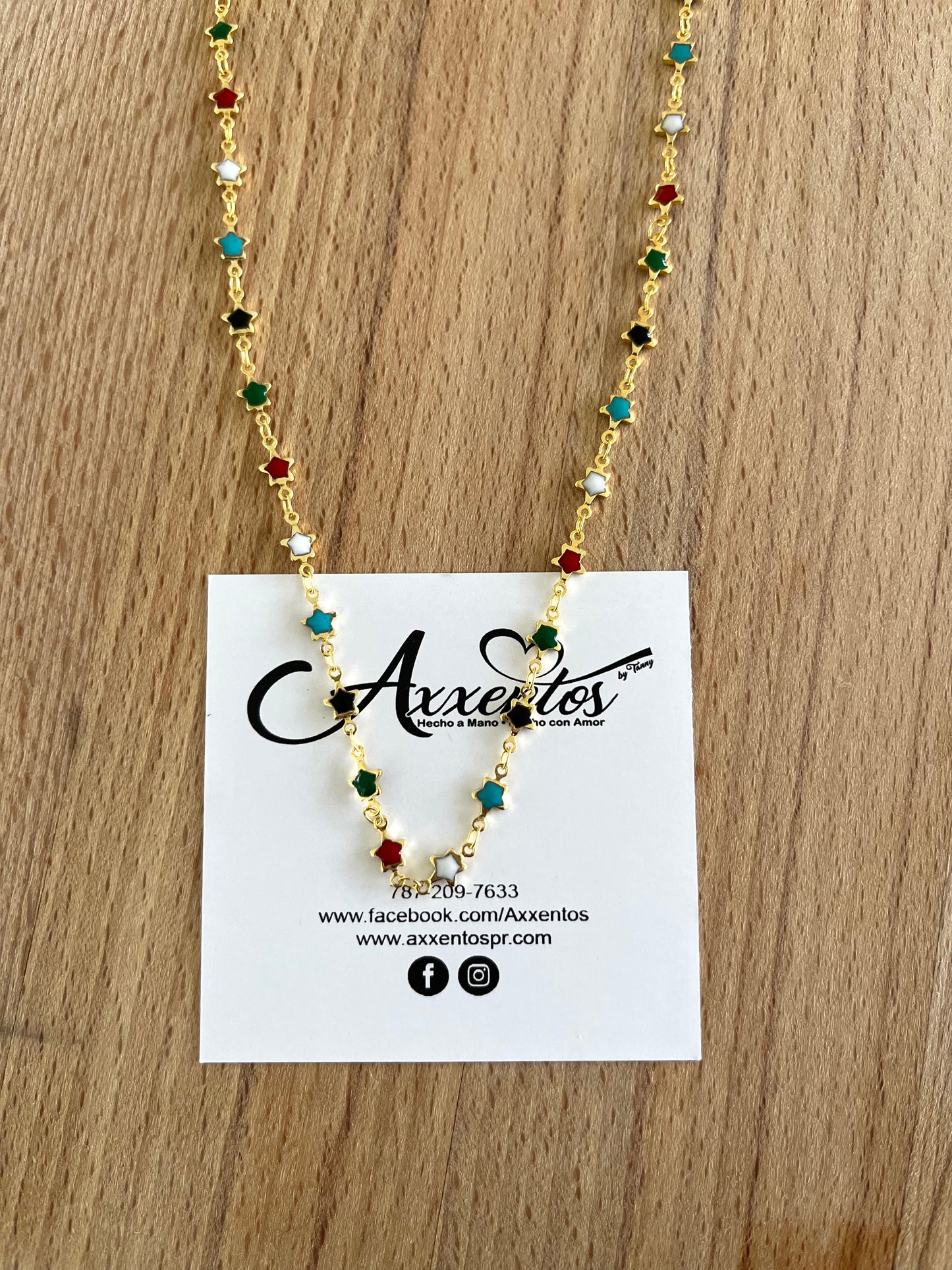 Choker estrellas coloridas