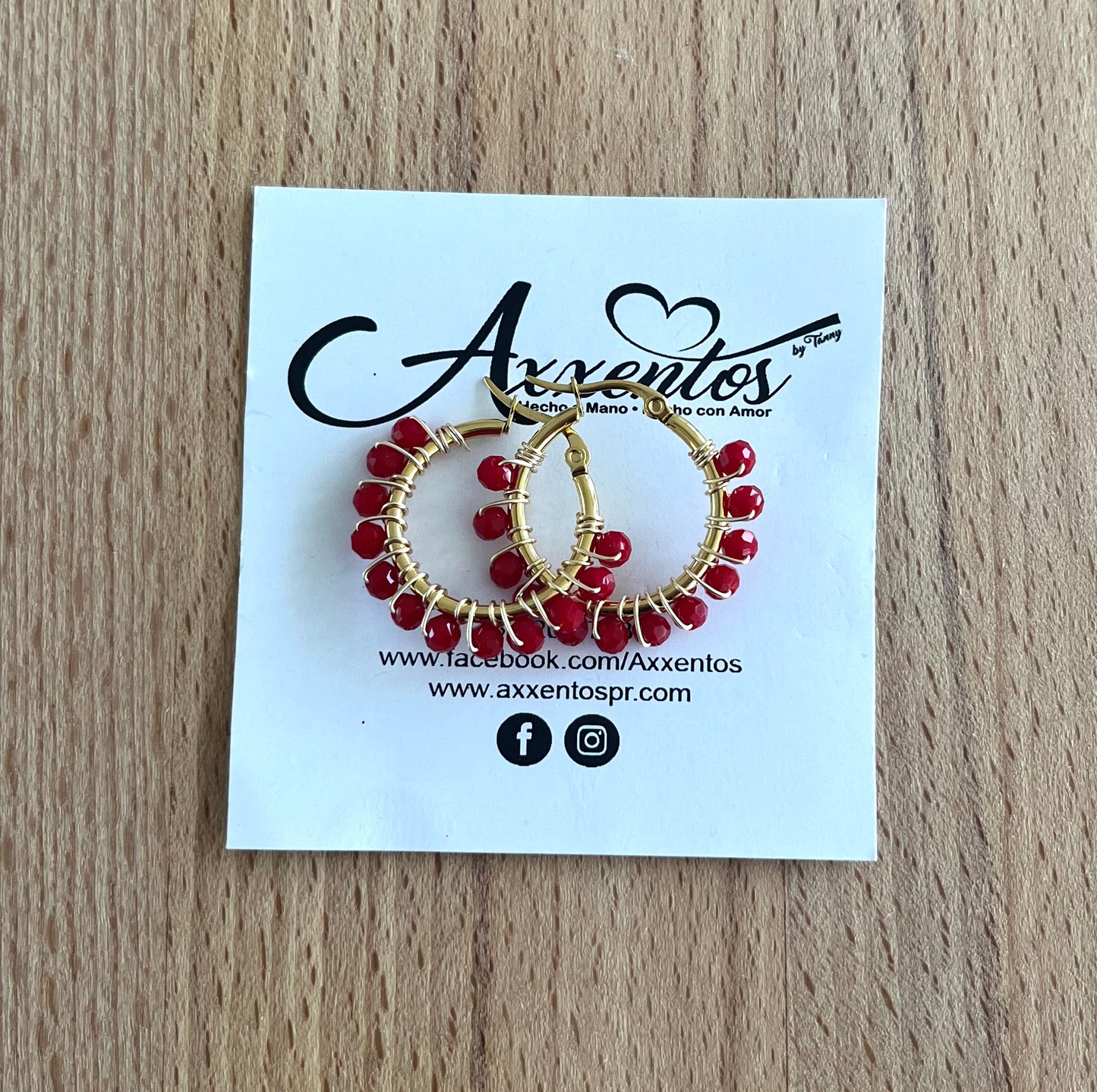 Small hoops earrings