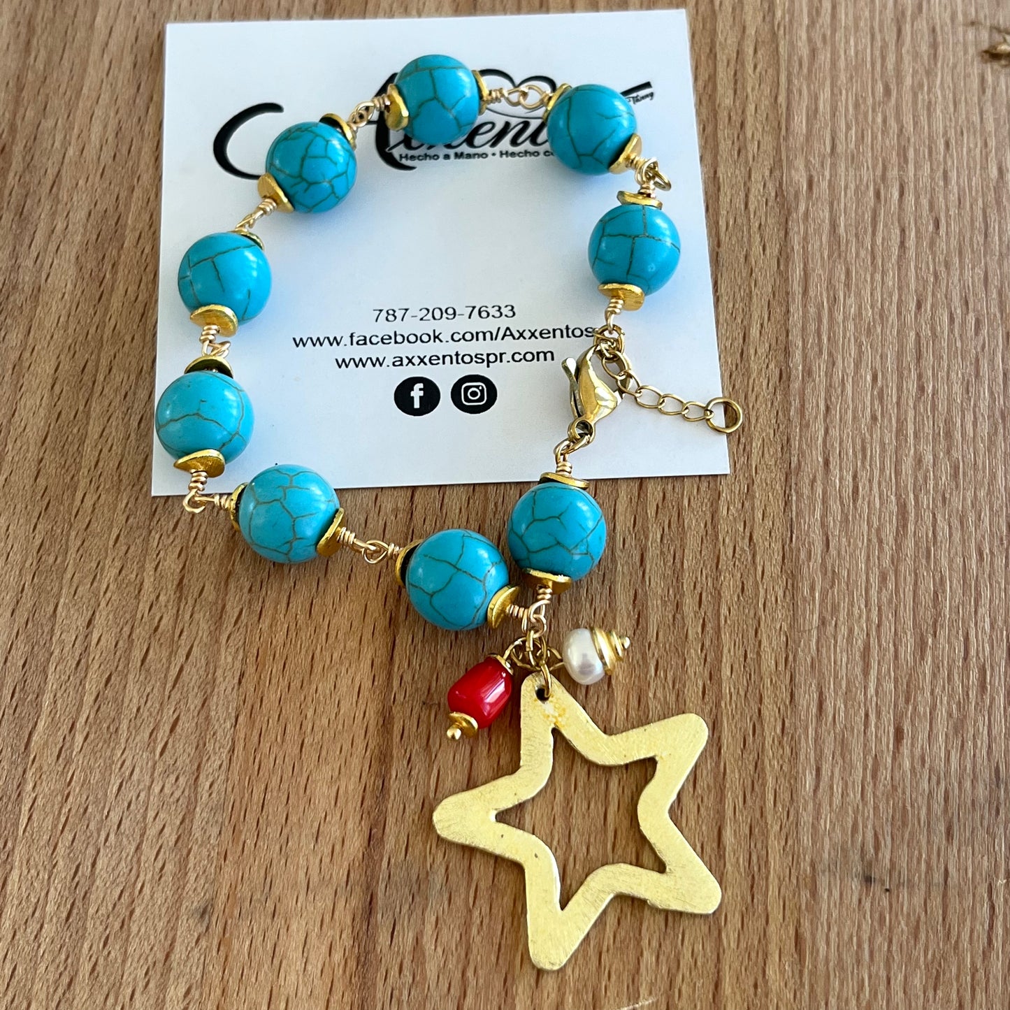 Pulsera turquesa y estrella