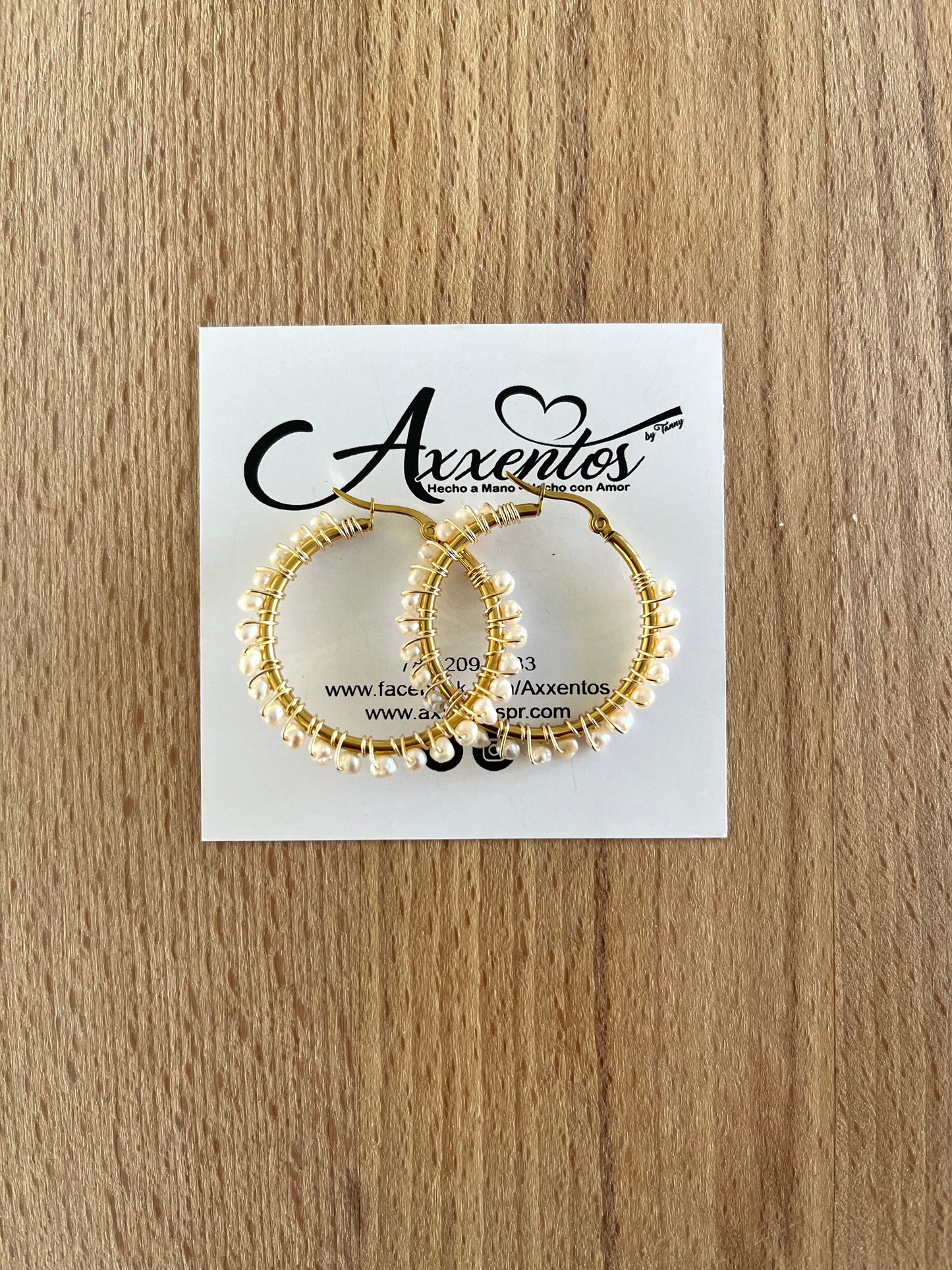 Medium hoops earrings