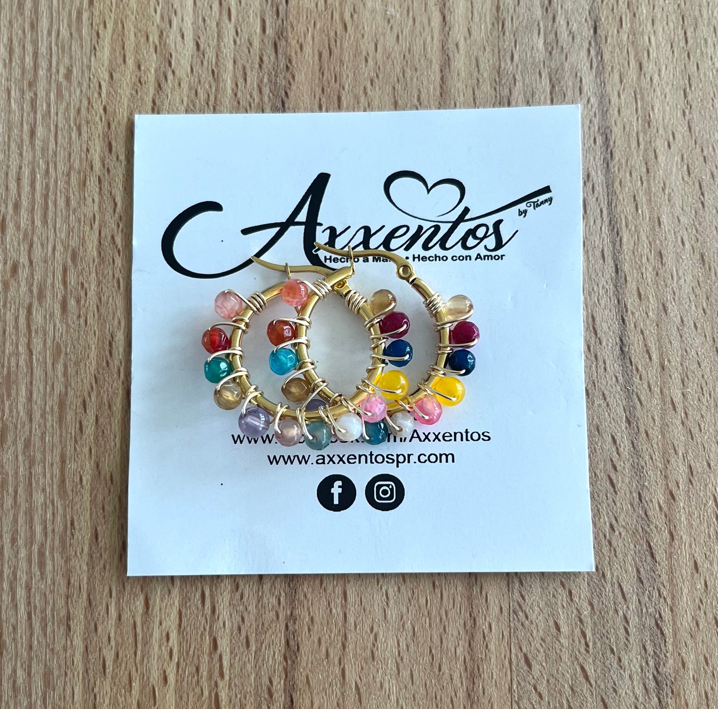 Small hoops earrings