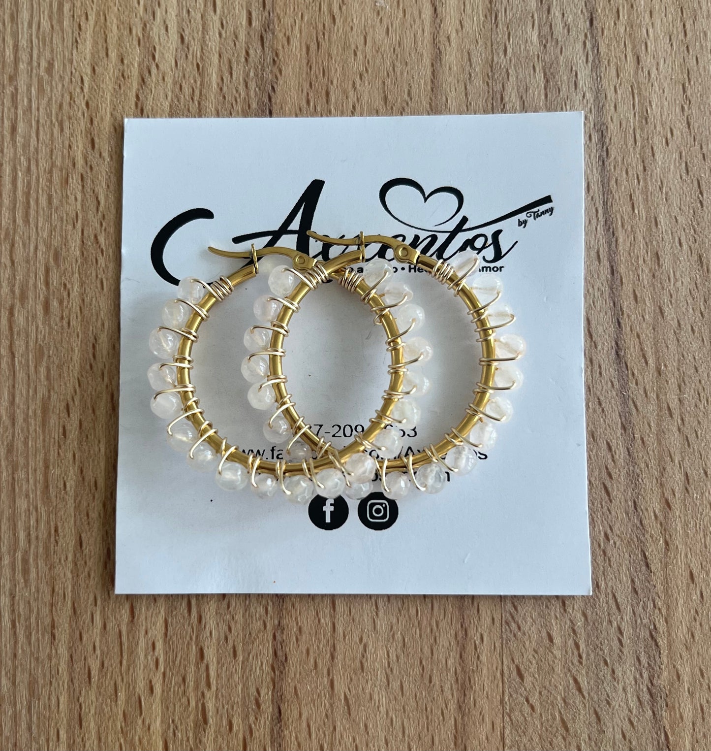 Medium hoops earrings