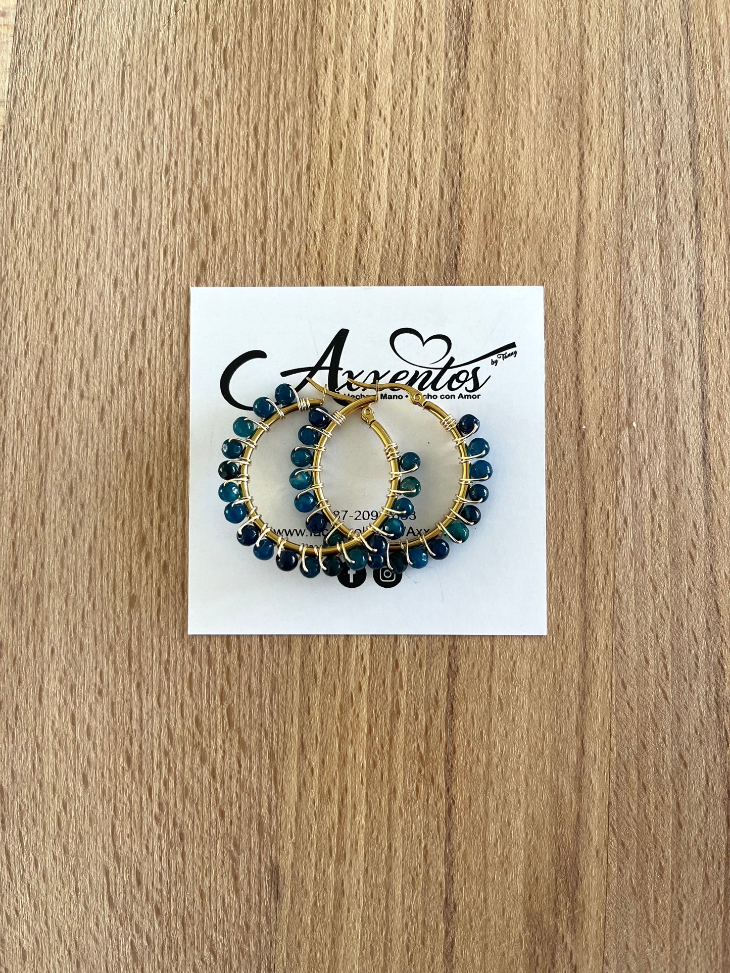 Medium hoops earrings