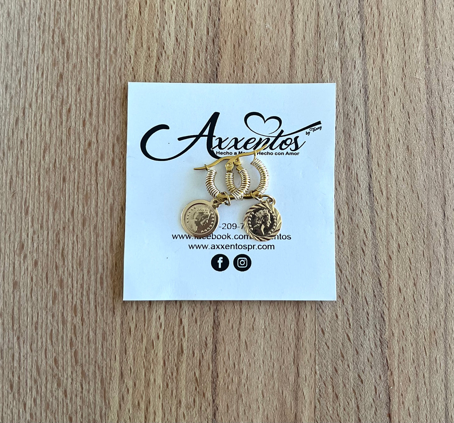 Mini Hoops earrings